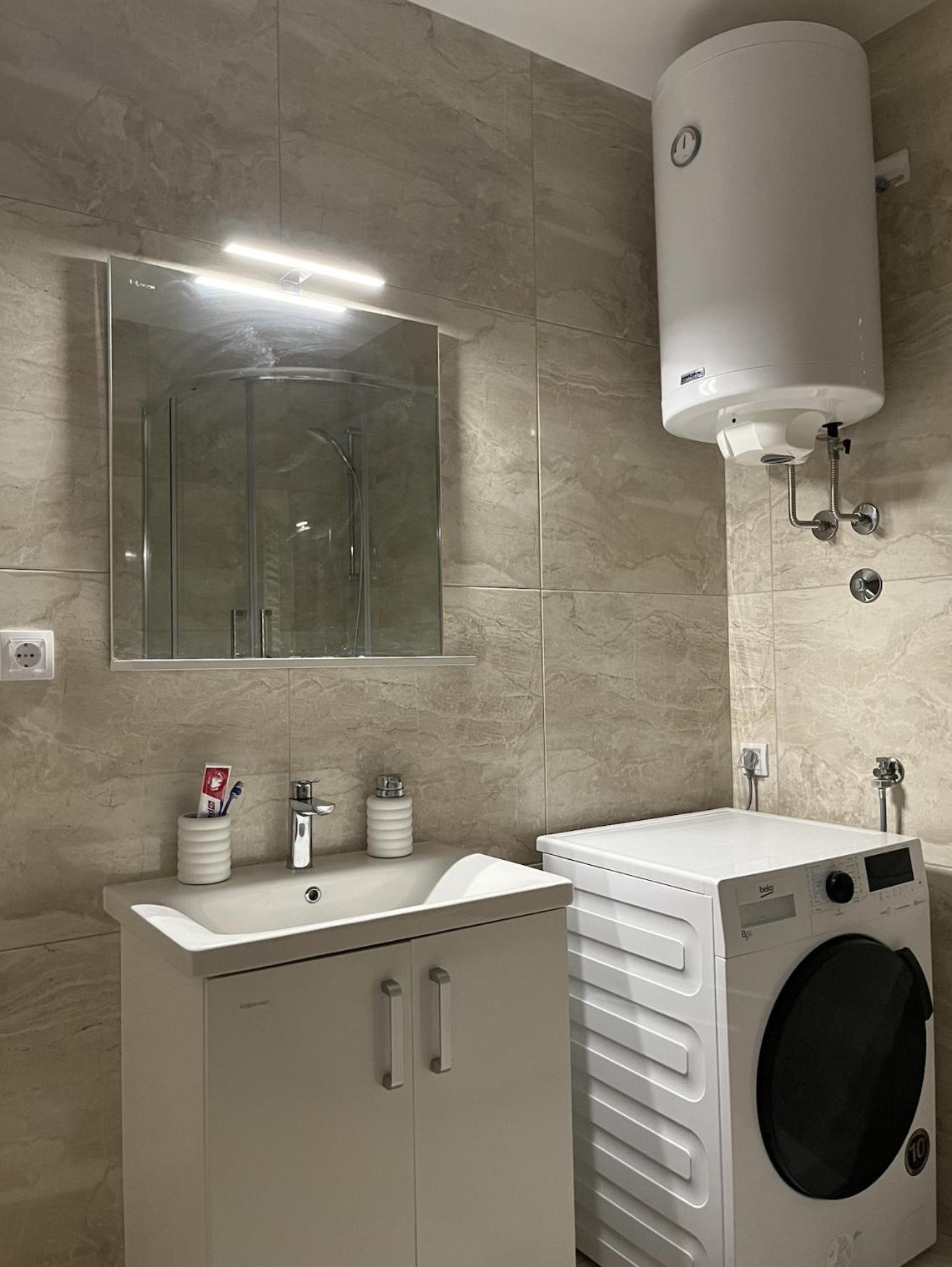 Residence 25V Beograd Bagian luar foto
